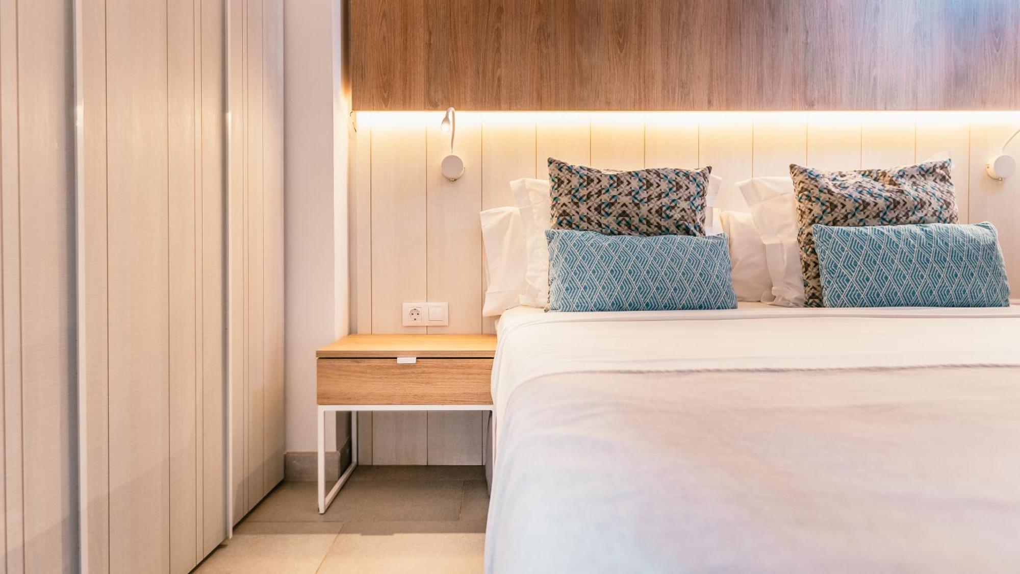 One-Bedroom Suite,1619183892:JPEG